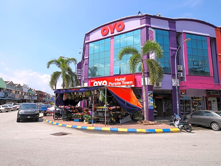 OYO 880 Hotel Purple Town