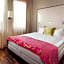 Home Hotel Folketeateret