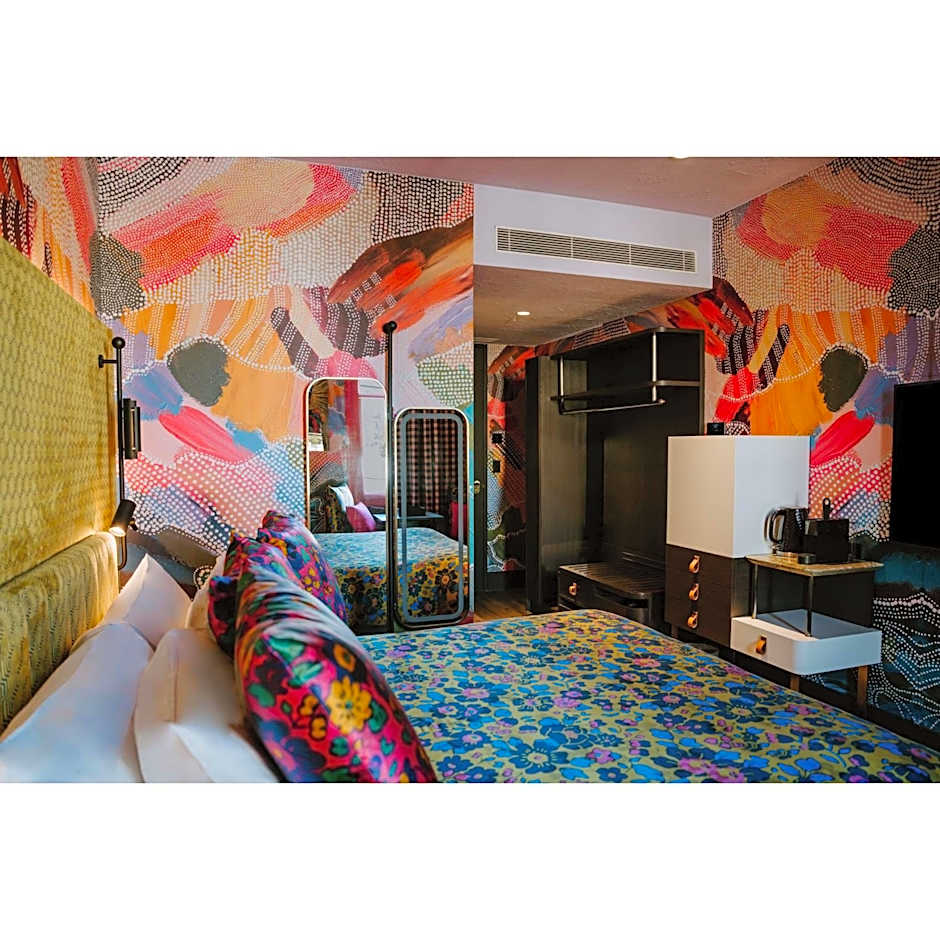 The Motley Hotel Richmond, Tapestry Collection by Hilton