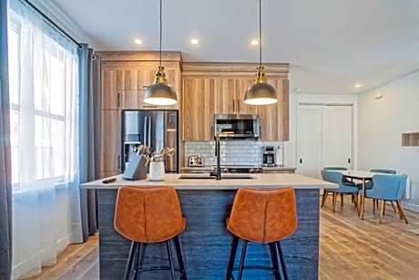 201 Condo au rez de chaussée , au coeur de Bromont