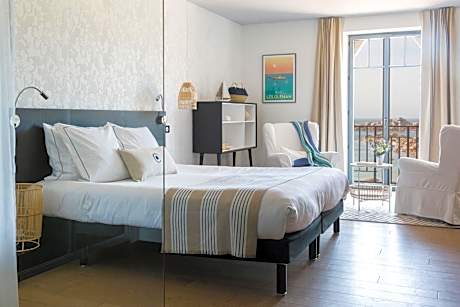 Deluxe Double Room with Sea View