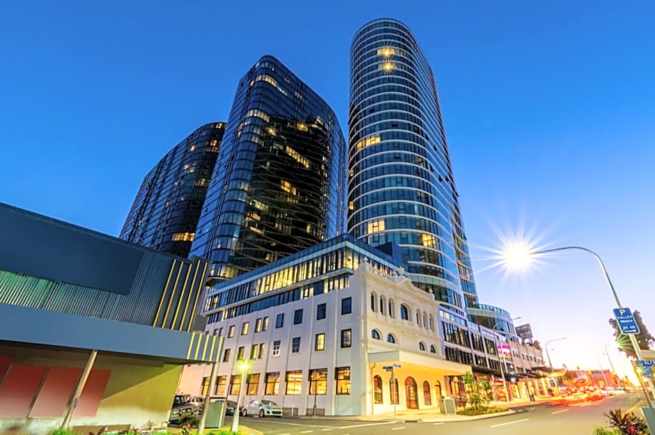 FV Brisbane by Peppers