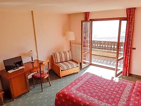 Large Double Room