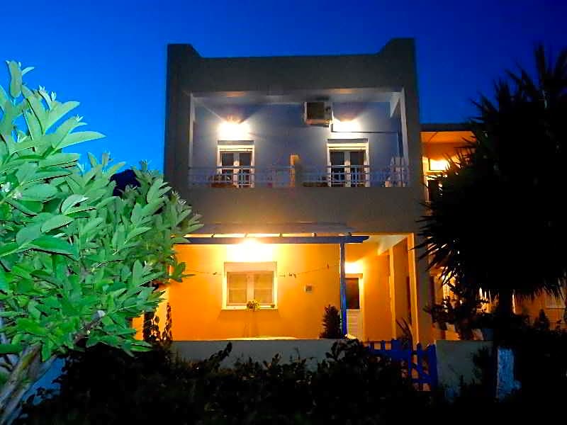 Papafotis Apartments & Suites