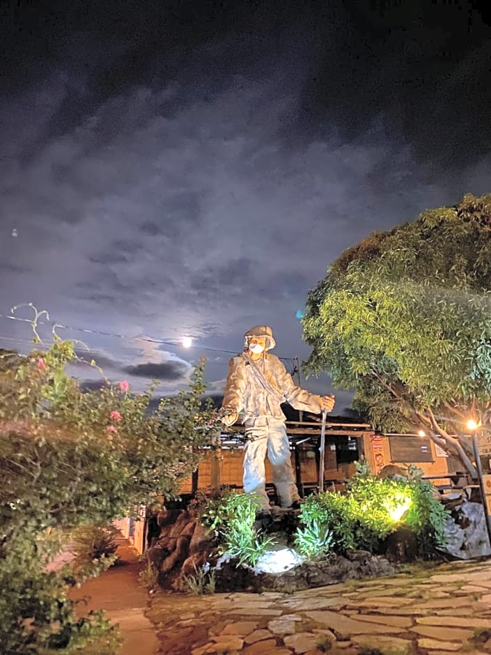 Pousada Cipó Container Chalés Privativos com lareira - Centro da cidade