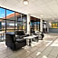 Clarion Pointe Bloomington - Normal near I-55 and University