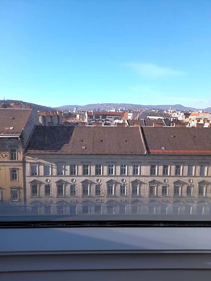 EST Grand Hotel Savoy