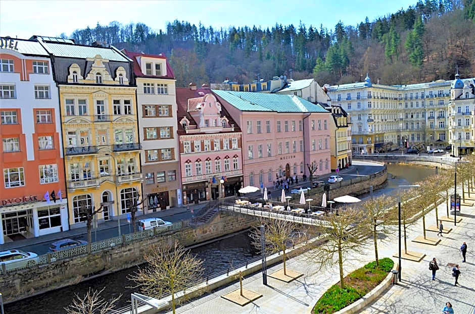 Hotel Renesance Krasna Kralovna