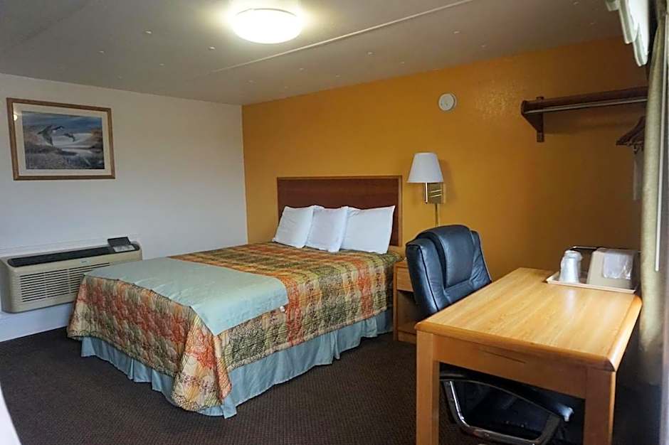 Pearsall Executive Inn