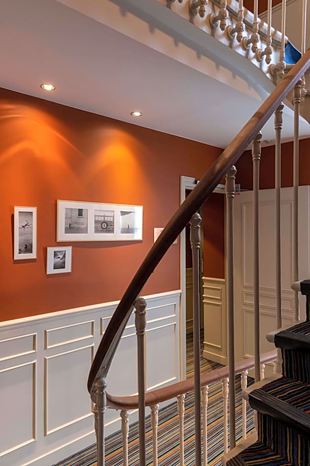 Le Petit Beaumarchais Hotel & Spa