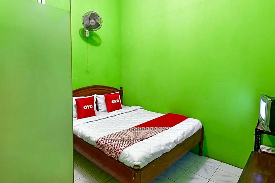 SPOT ON 91357 Hotel Mulyo