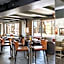 Empire Hotel