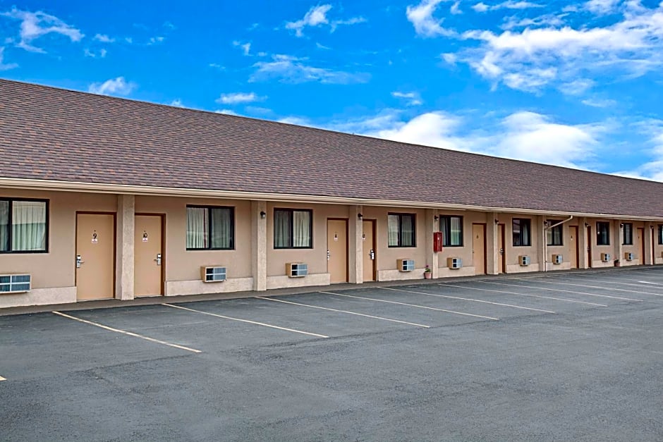 Knights Inn Pine Brook