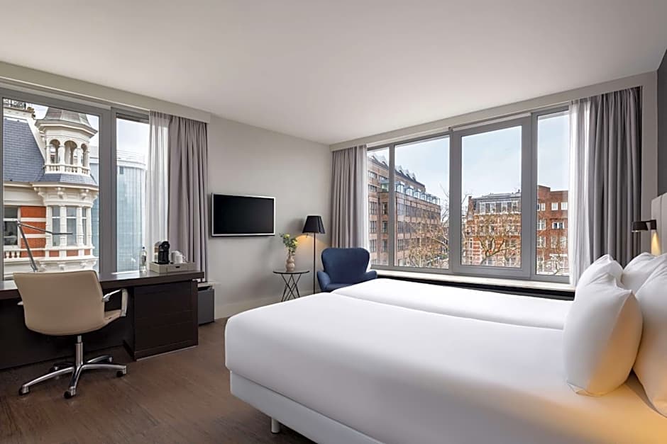 NH Amsterdam Caransa