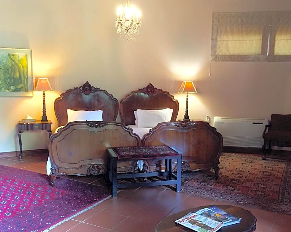 Foxwood House Boutique Hotel