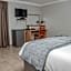 Woodpecker's Inn Guest House