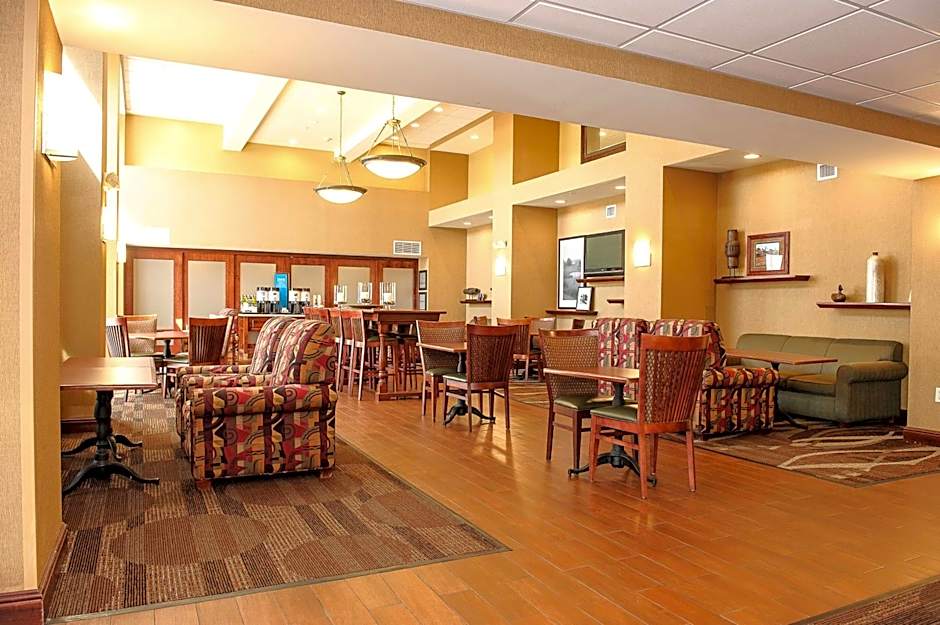 Hampton Inn By Hilton & Suites Brookings