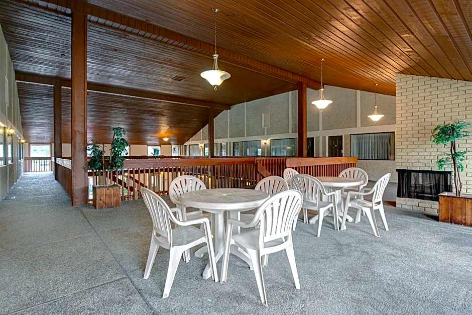 Days Inn by Wyndham Vernon