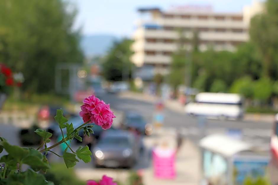 Persani Hotel