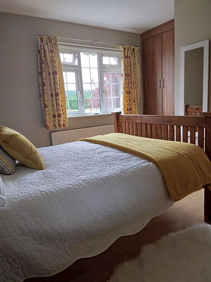 Tess's Guest House R95K6N1 This Property is unsuitable for children under 12 years old