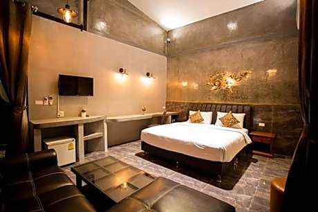 Studio with Pool View