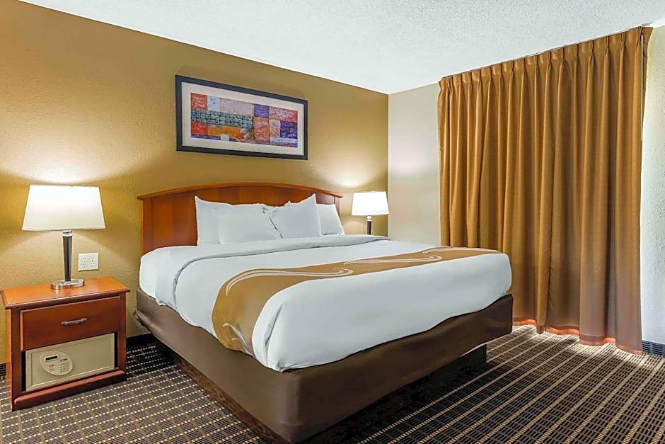 Quality Inn & Suites Sevierville - Pigeon Forge