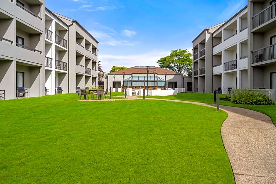 Courtyard By Marriott Detroit Livonia
