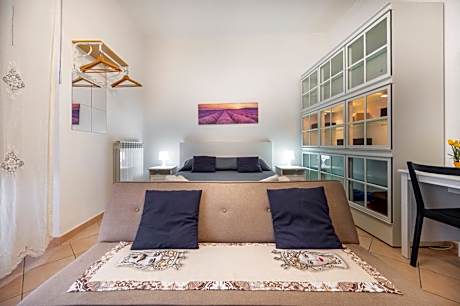 Quadruple Room with Private Bathroom