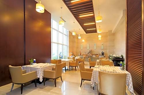 Four Points by Sheraton Tai'an