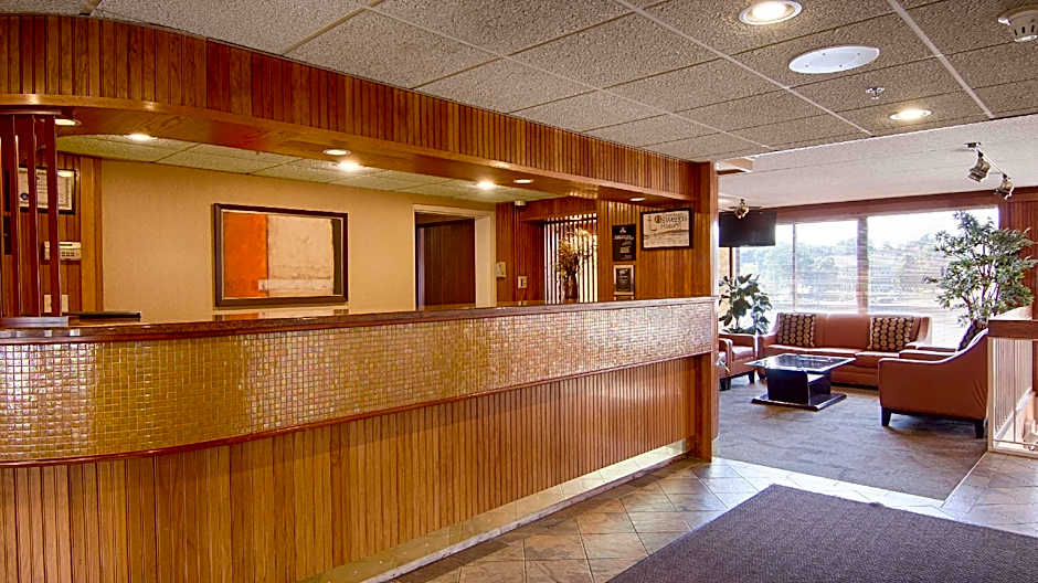 Best Western Plus Captain's Quarters