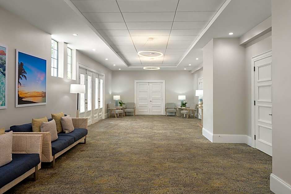 Courtyard by Marriott Nassau Downtown/Junkanoo Beach