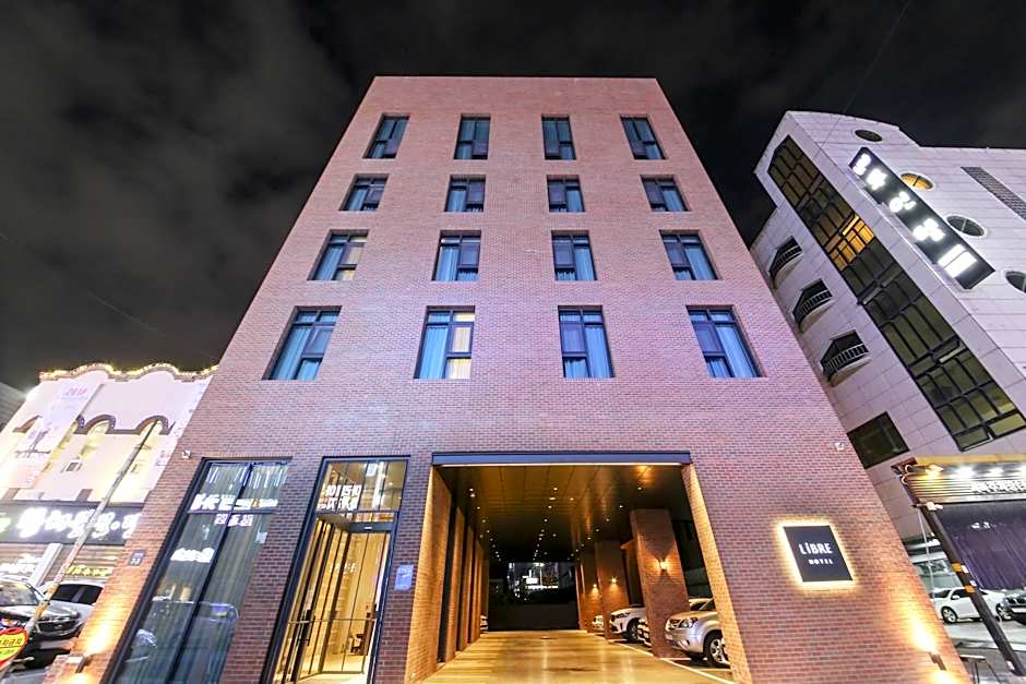 Hotel Libre