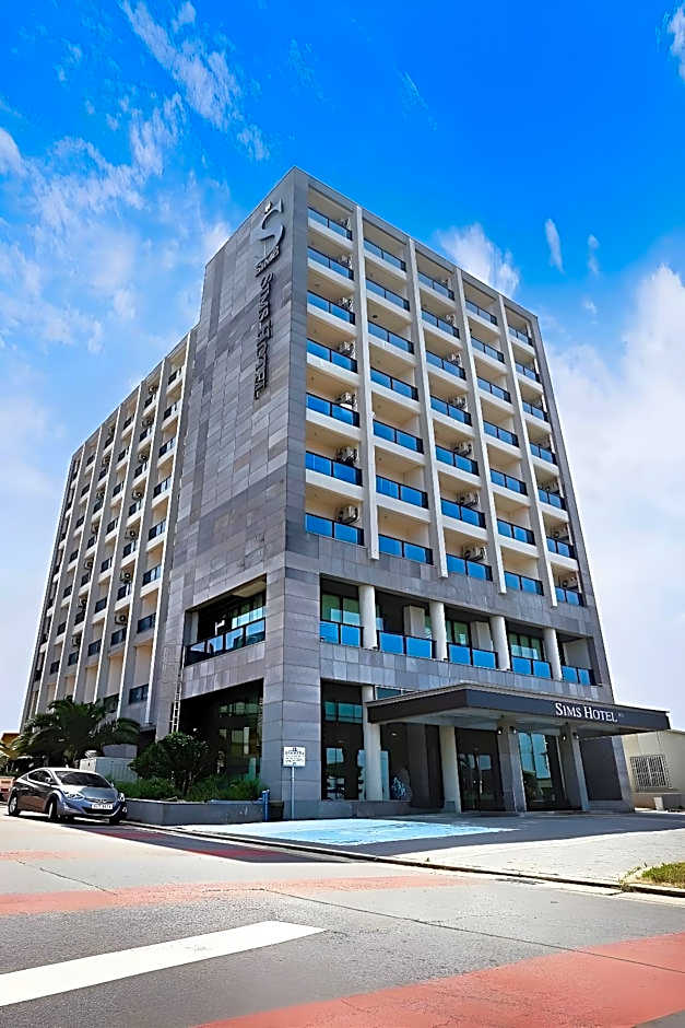 Sims Hotel