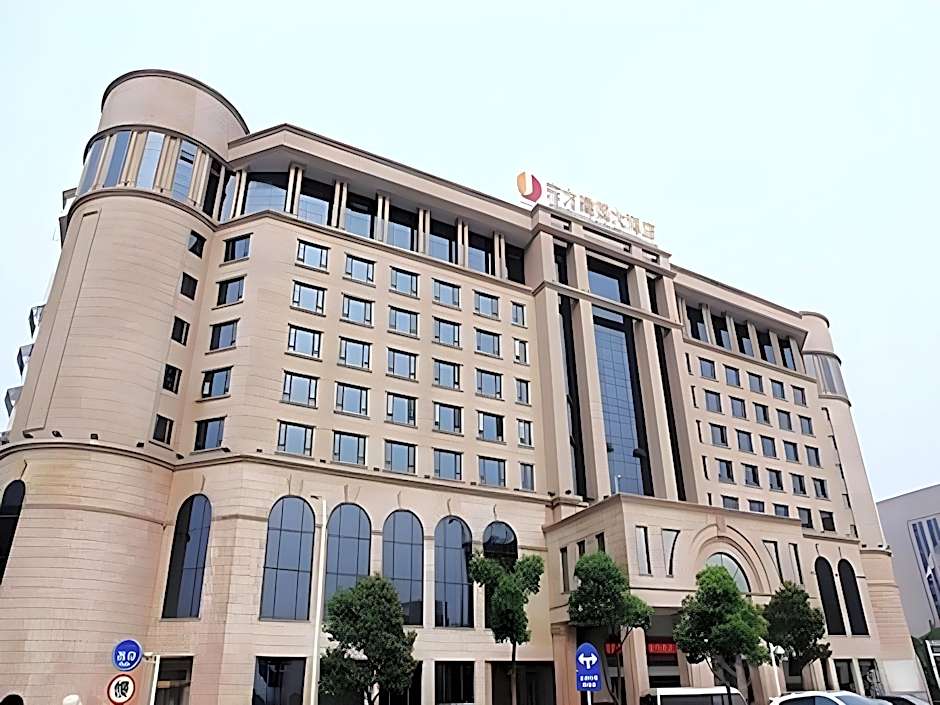 Wuhan Oriental Jianguo Hotel – Wuhan, OH