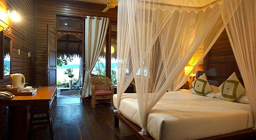 Raja Ampat Dive Lodge