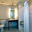 Holiday Inn Express By IHG