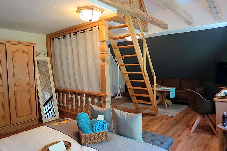 Lodge Seaside Boutique Hotel