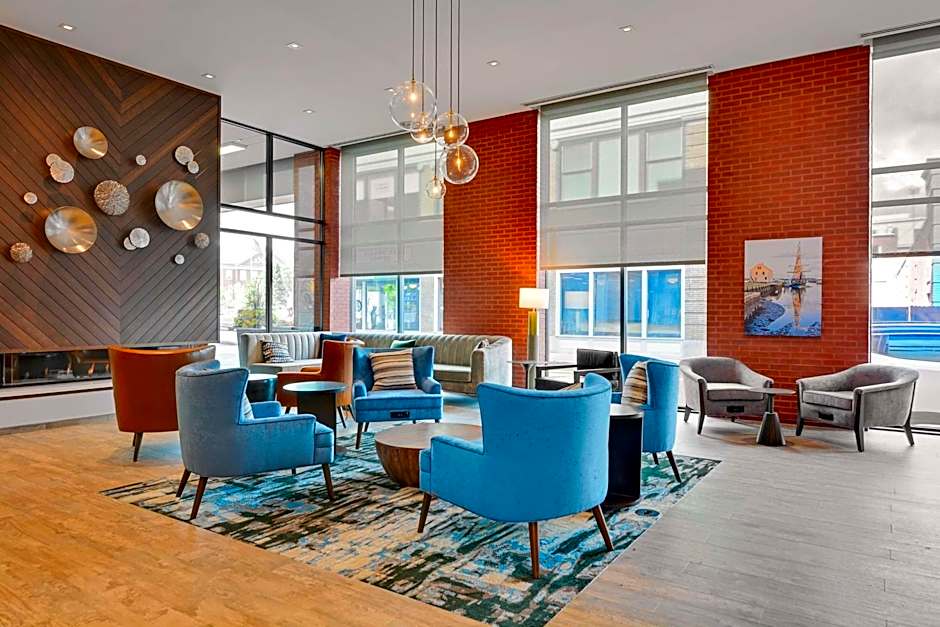 Hampton Inn By Hilton Salem, Ma