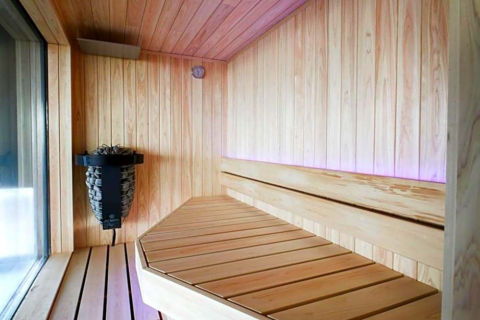 Okazaki New Grand Hotel