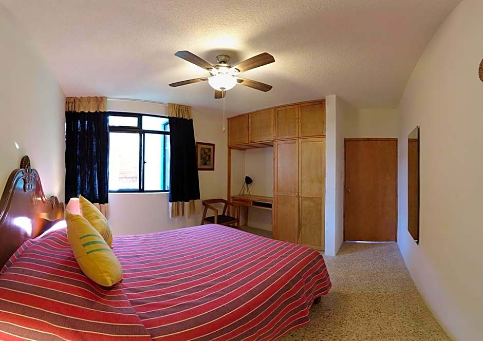 Casa de las Palmas Guest House