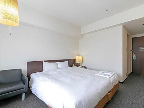 King Room - Non-Smoking
