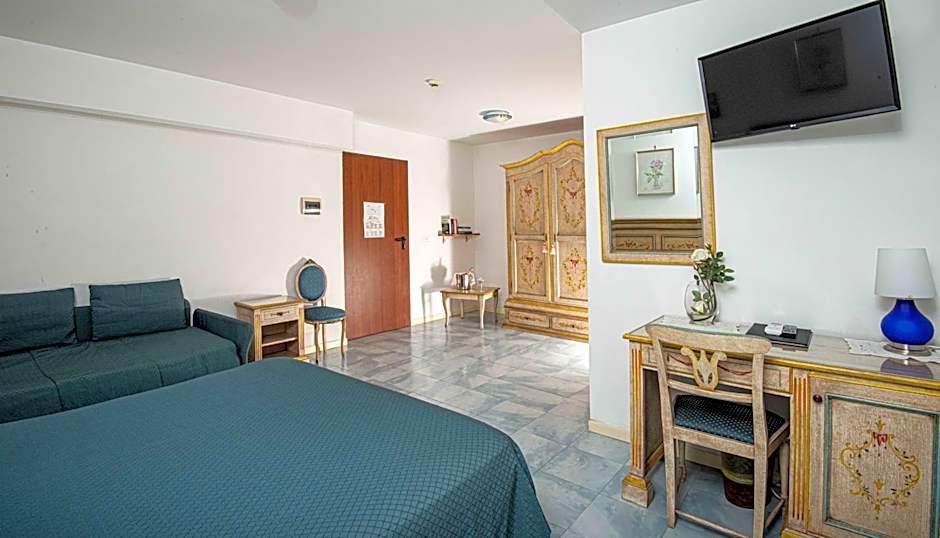 Hotel Oasi