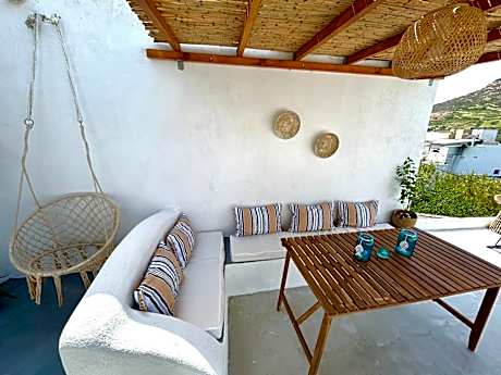Studio - Split Level