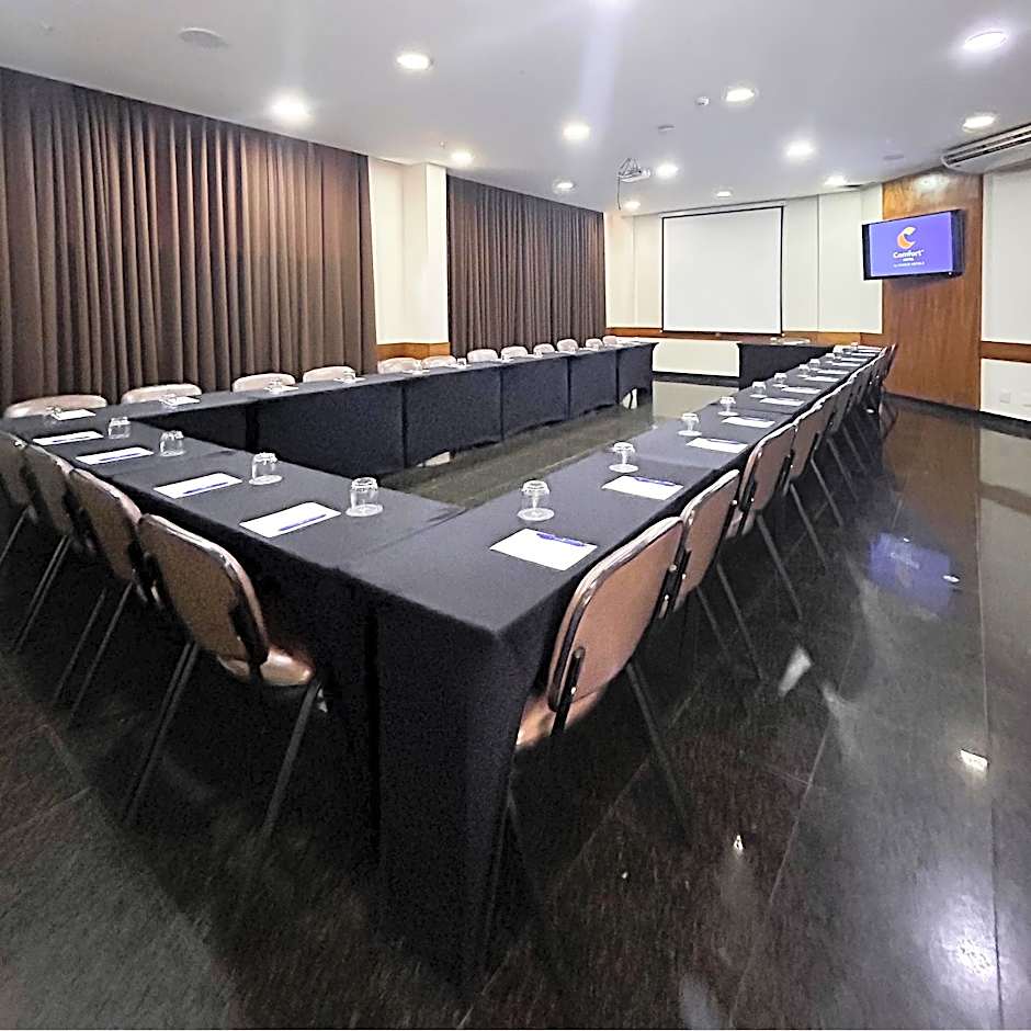 Comfort Hotel Goiânia