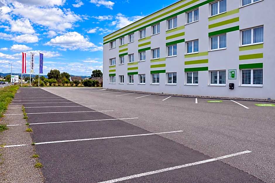 Hotel B3 GmbH