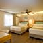 Hotel Cocoplum Beach