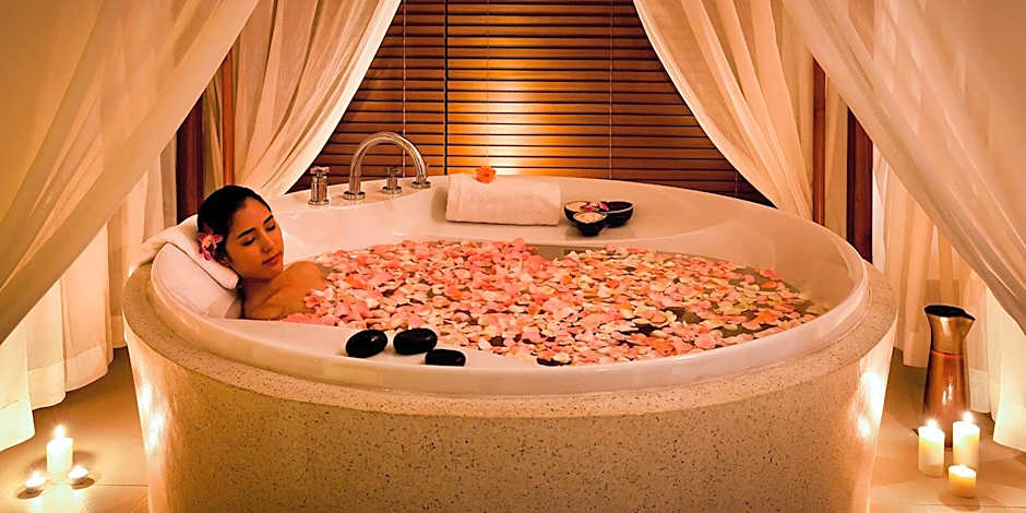 Pullman Khon Kaen Raja Orchid Hotel