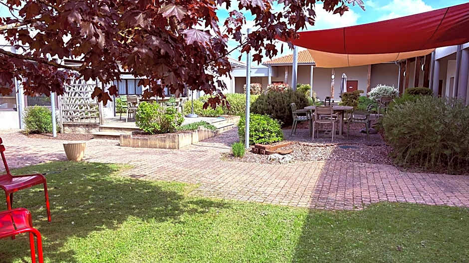 The Originals City, Le Logis d'Elbée, Cholet Nord (Inter-Hotel)