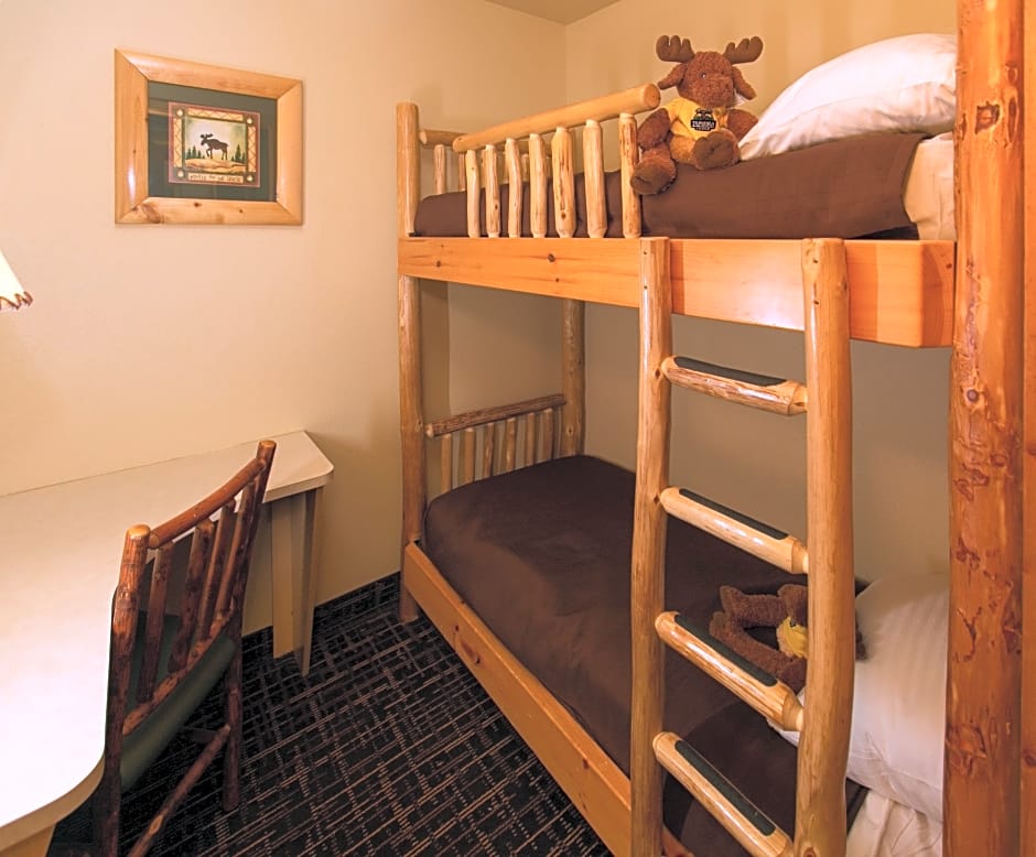 Tundra Lodge