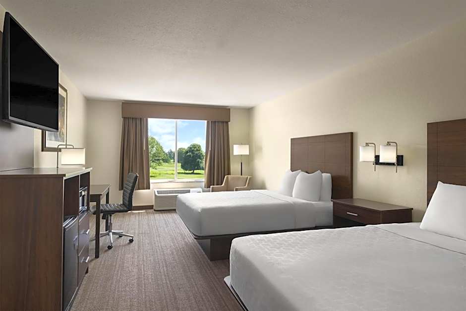Crown Pointe Lodge; BW Signature Collection